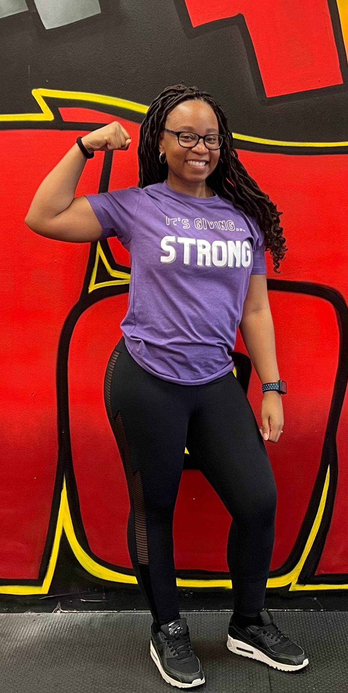 STRONG Tee